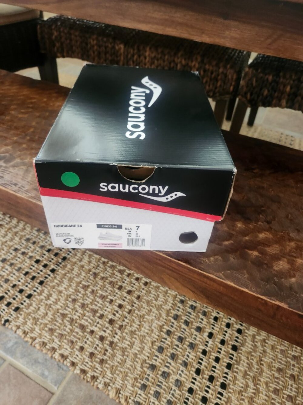 SAUCONY HURRICANE 24 SIZE 7 - Picture 5 of 8